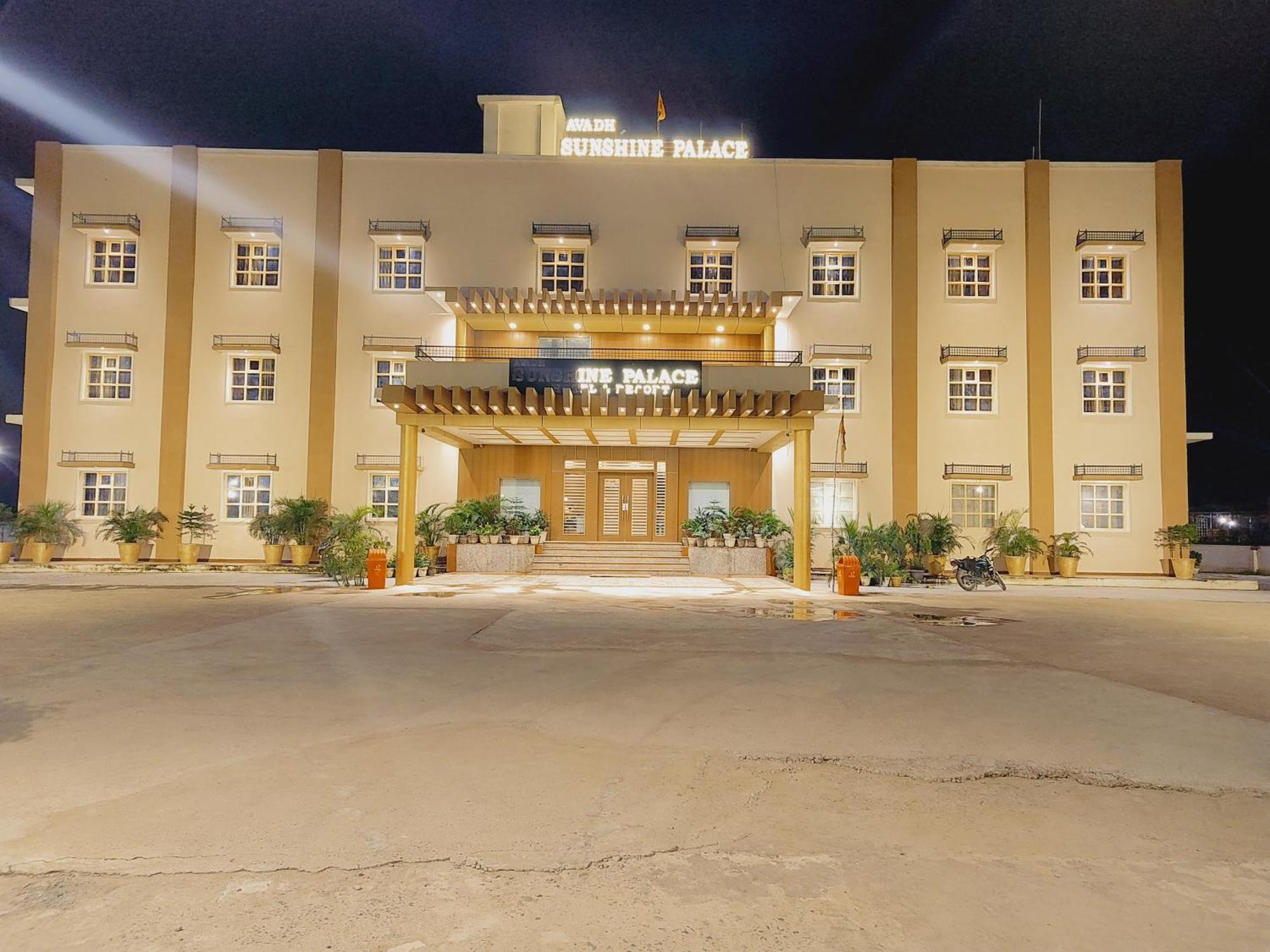 Avadh Sunshine Palace Hotel And Resort Ayodhya Luaran gambar
