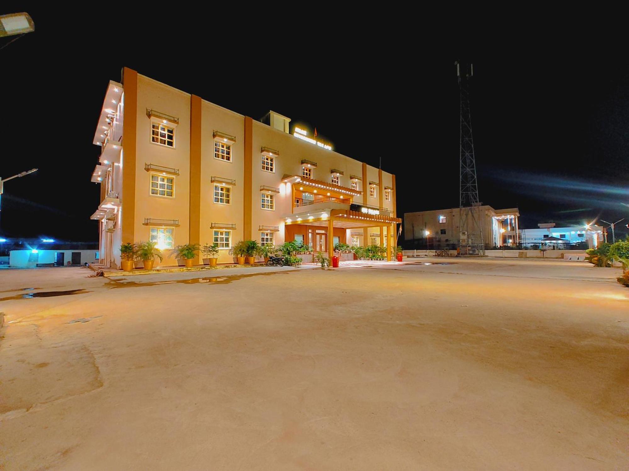Avadh Sunshine Palace Hotel And Resort Ayodhya Luaran gambar