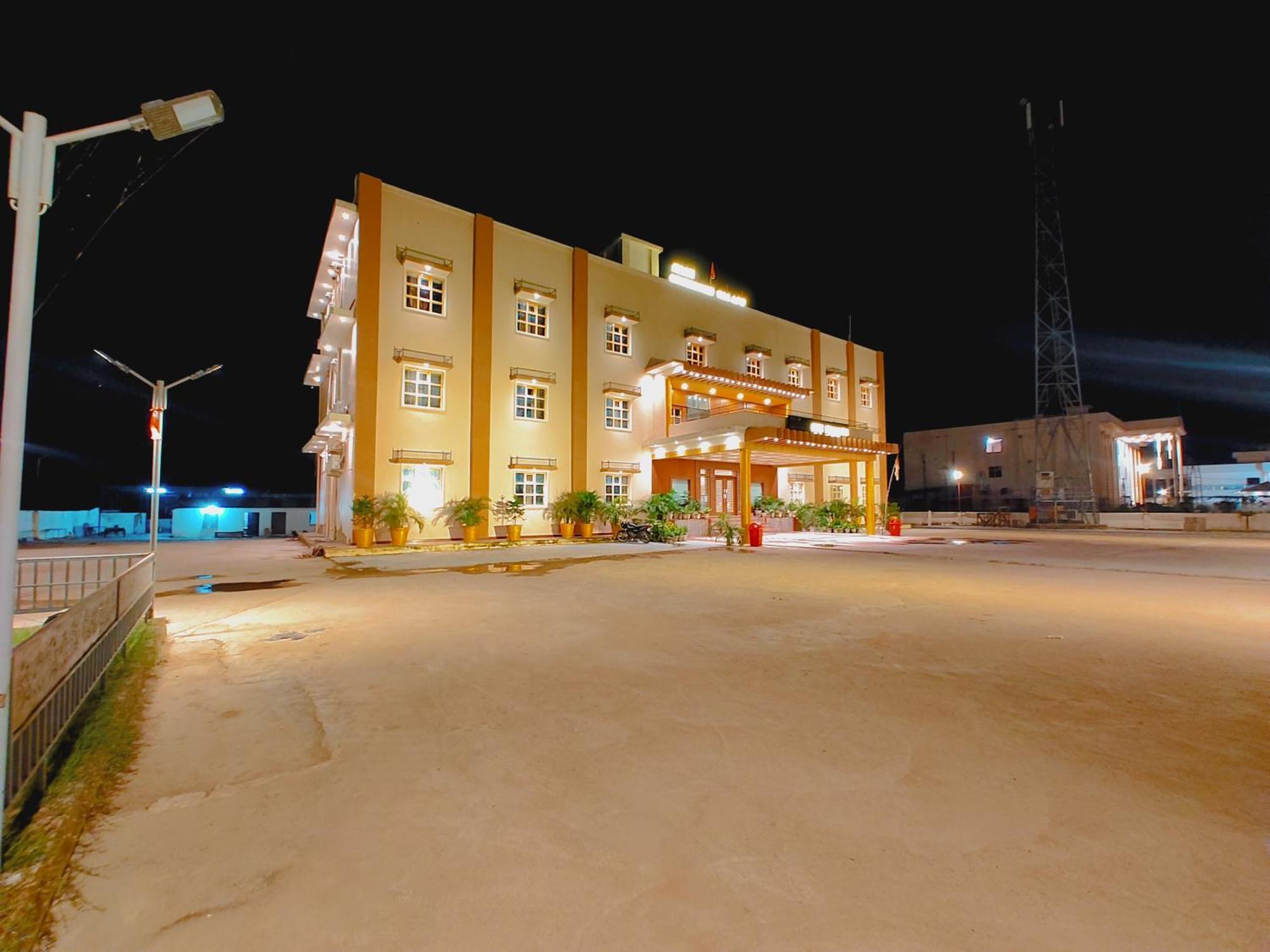 Avadh Sunshine Palace Hotel And Resort Ayodhya Luaran gambar