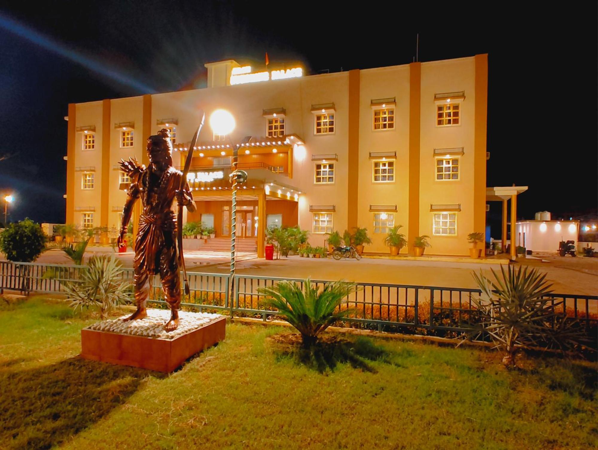 Avadh Sunshine Palace Hotel And Resort Ayodhya Luaran gambar